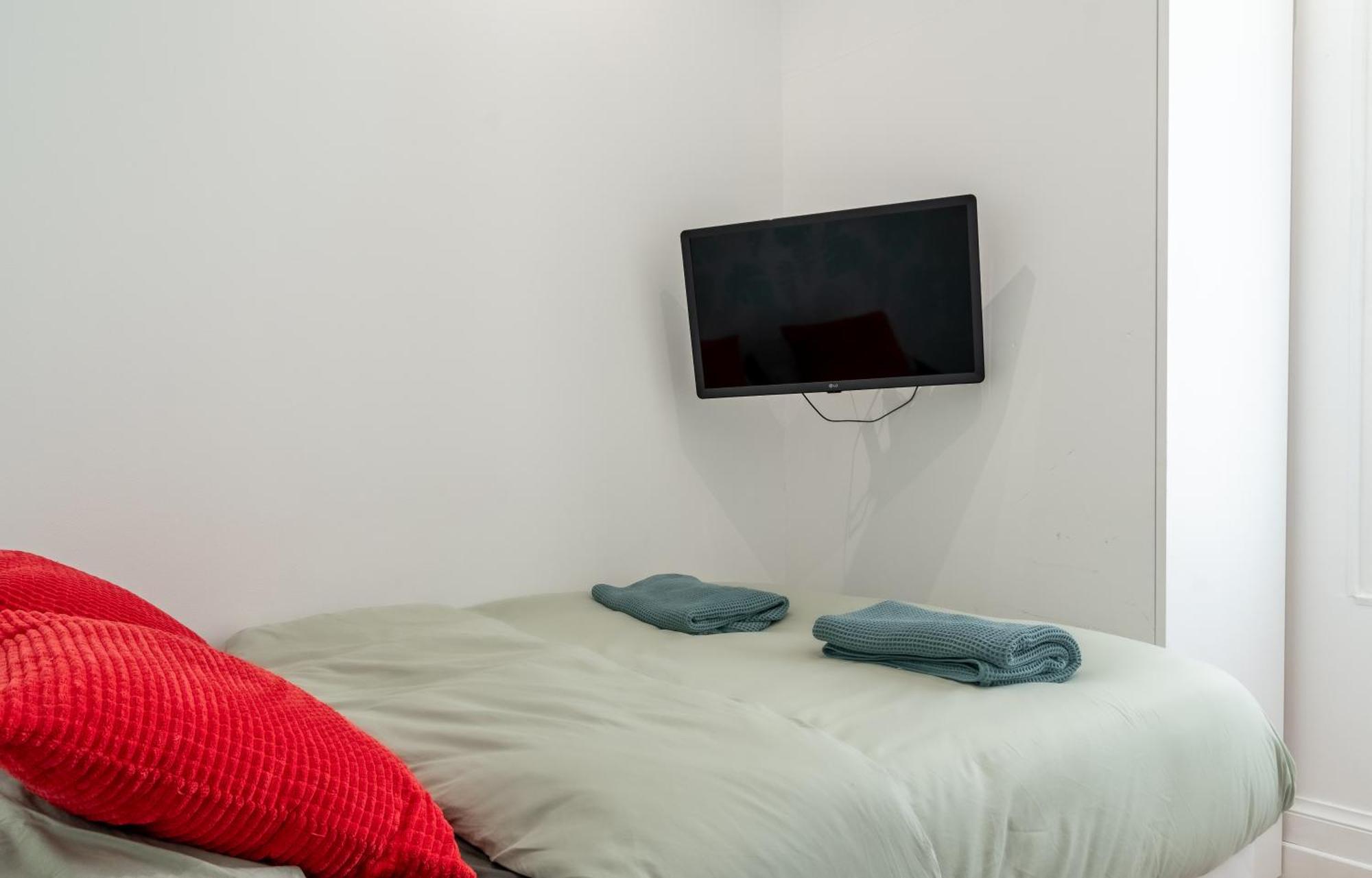 Lavie Maison Eiffel Ac Hot Tub Paris Extérieur photo